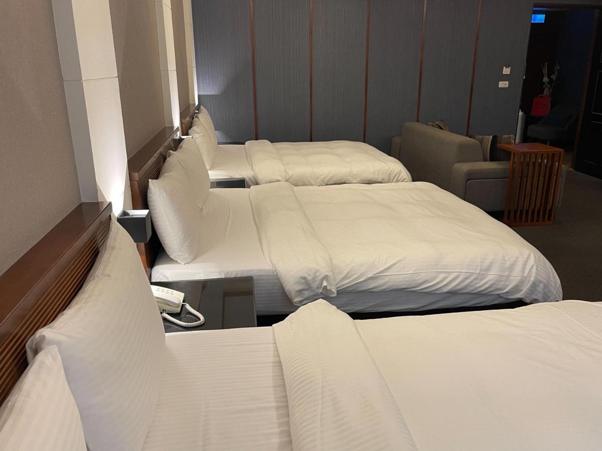 Sun Sweet Hotel Луодонг Екстериор снимка