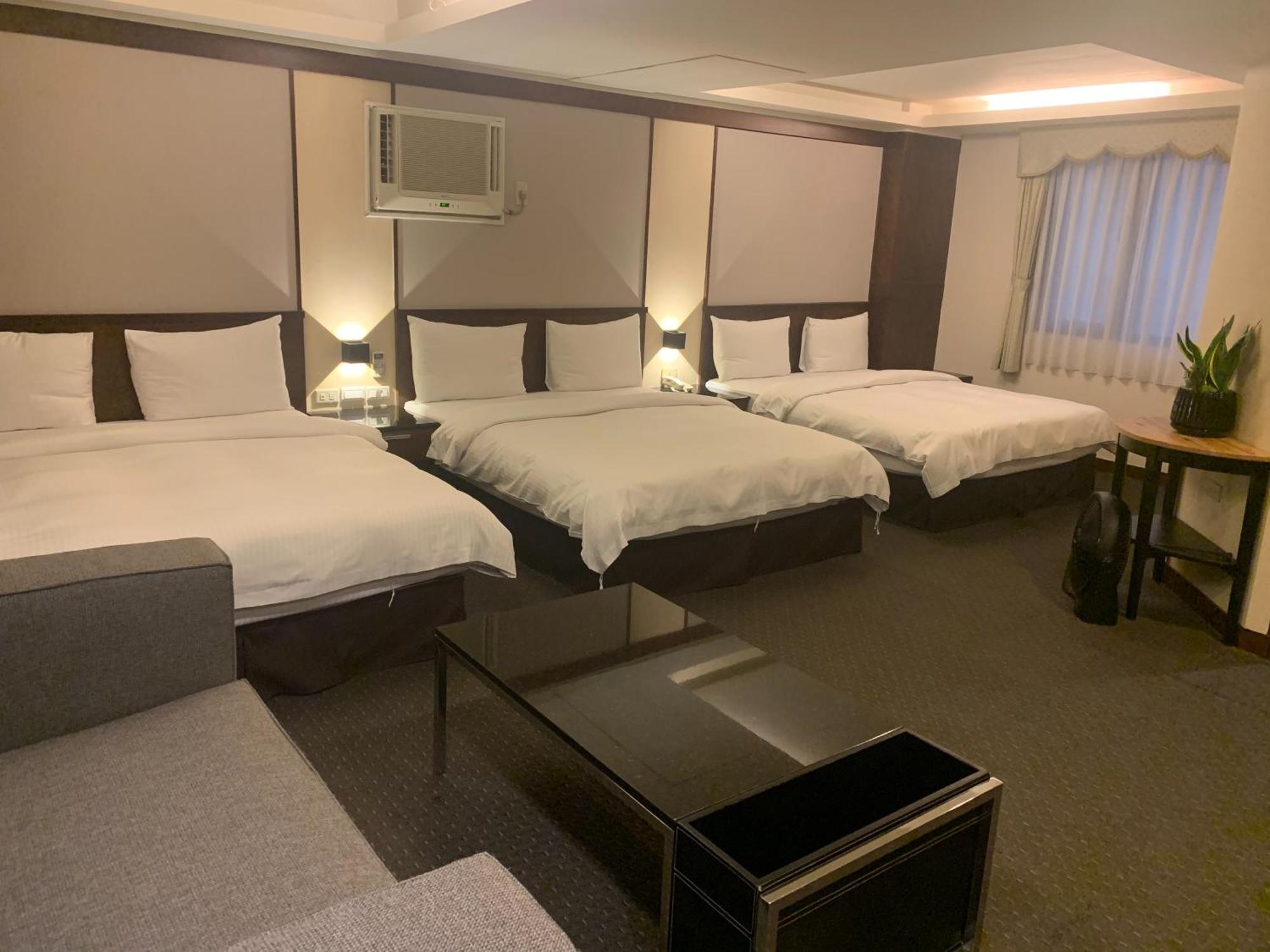 Sun Sweet Hotel Луодонг Стая снимка