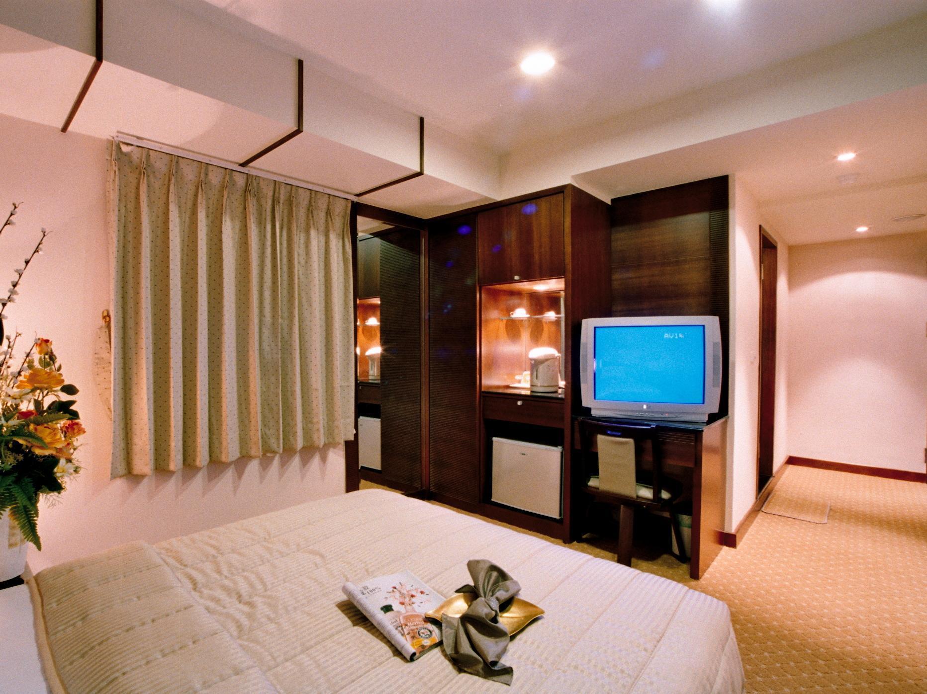 Sun Sweet Hotel Луодонг Екстериор снимка