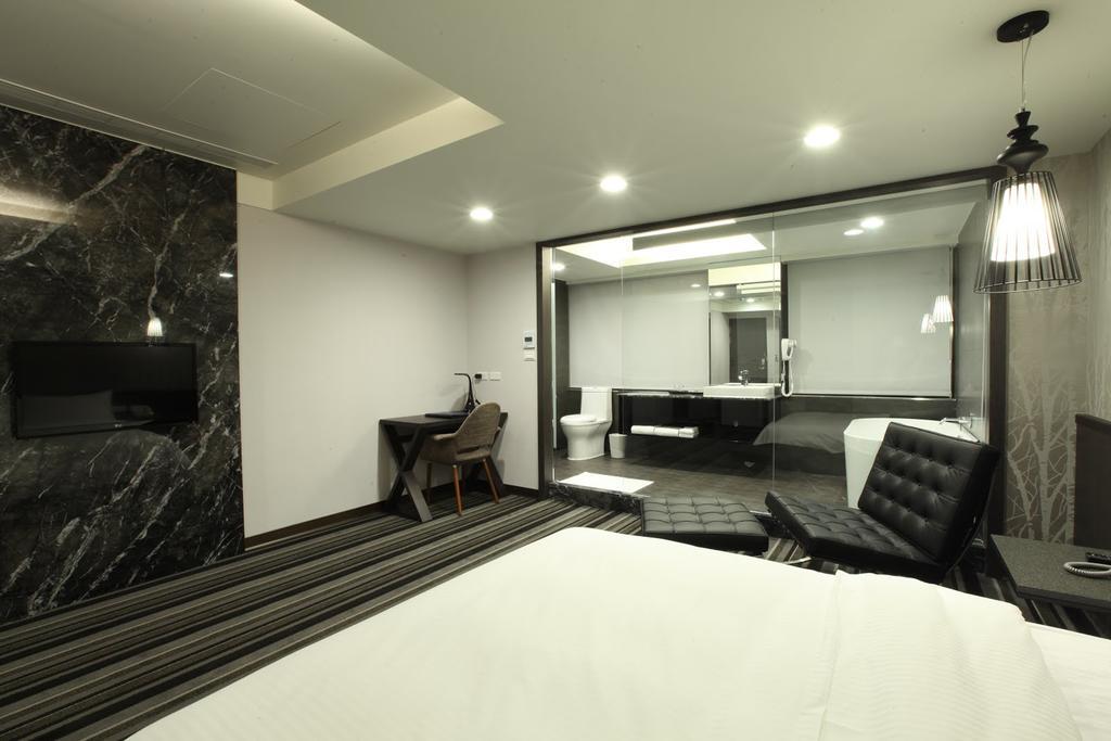 Sun Sweet Hotel Луодонг Екстериор снимка