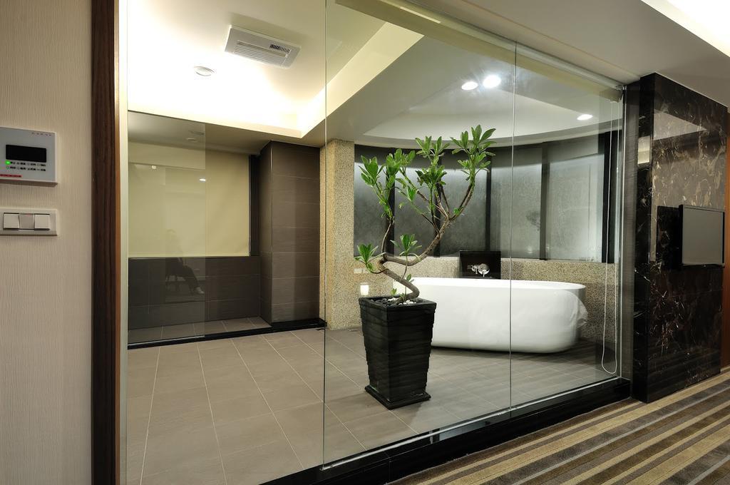 Sun Sweet Hotel Луодонг Екстериор снимка