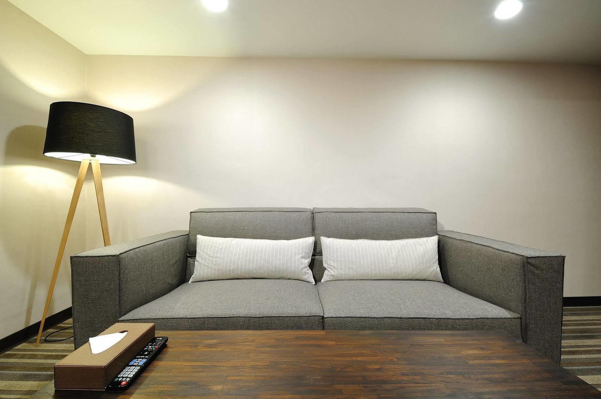 Sun Sweet Hotel Луодонг Екстериор снимка